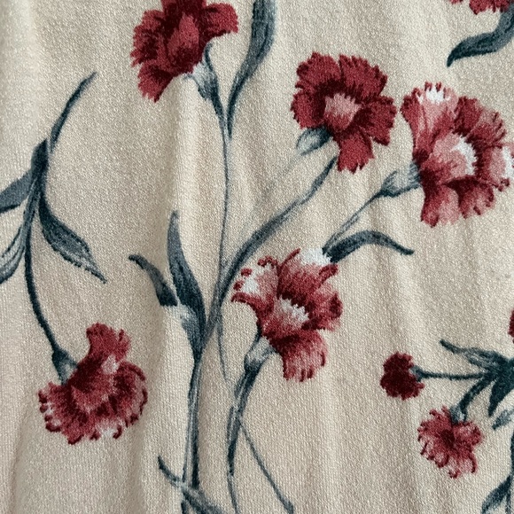 AE Soft n Sexy Tank - Picture 2 of 4